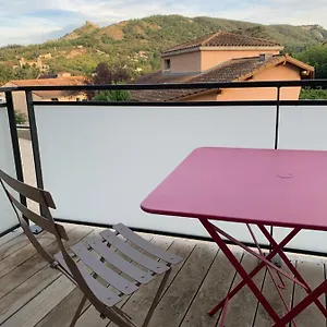 Saint-péray : La Chapelle Du Prieuré Appartement